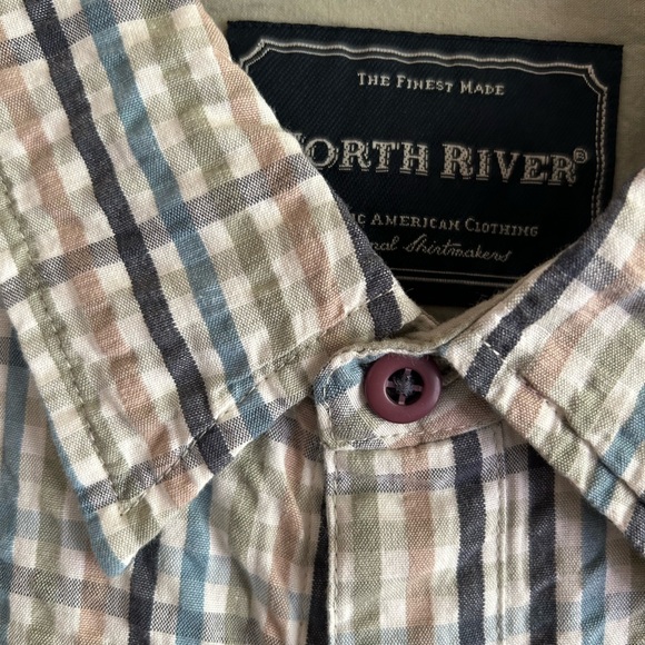 Men's XL Plaid Shirt - Picture 2 of 4